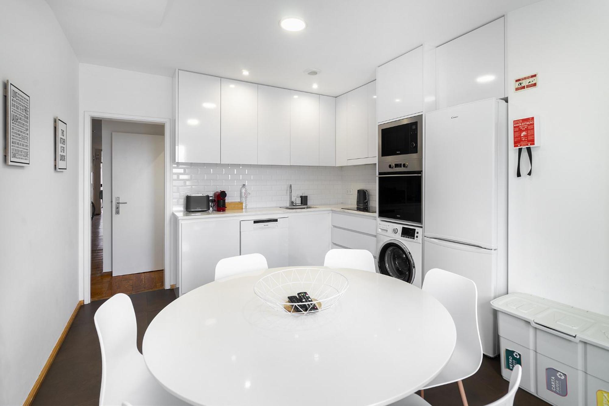Whome Urban Tech Retreat, Modern Hubs For Remote Living Lisboa Eksteriør billede